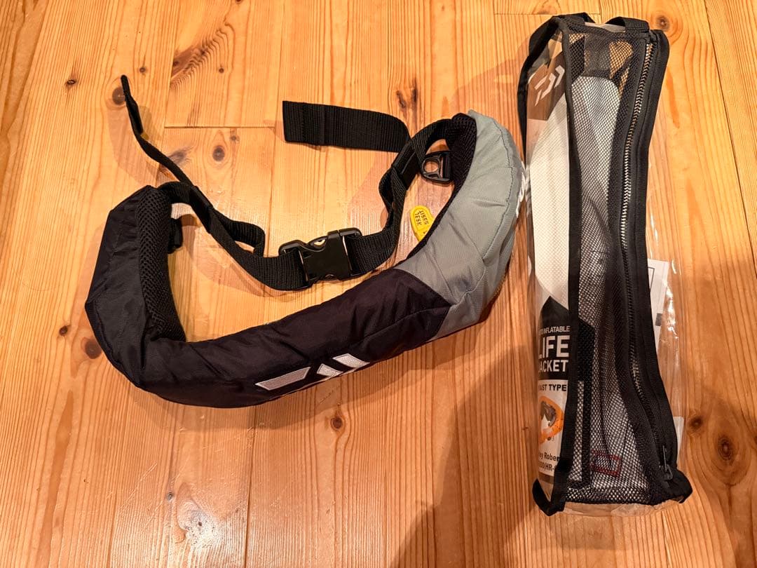 ダイワ(DAIWA)ウエストタイプ自動・手動膨脹式ライフジャケットDF-2709