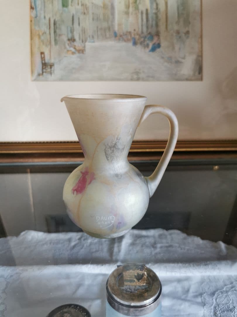 アンティーク ドームナンシー シクラメン花紋 押風花セピアトーン水差し キャラフ