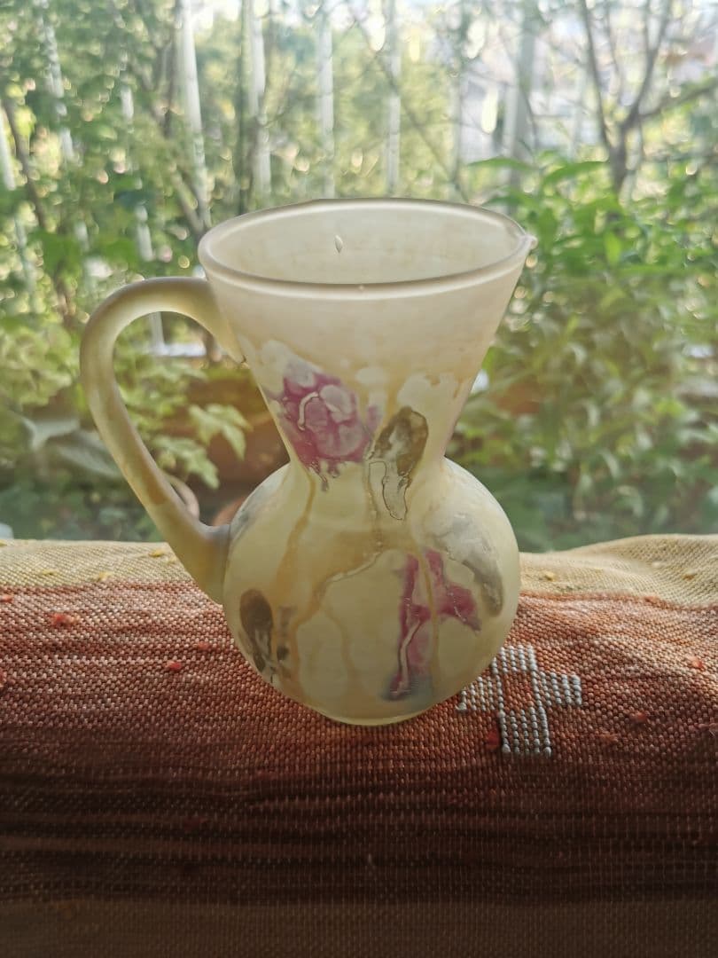 アンティーク ドームナンシー シクラメン花紋 押風花セピアトーン水差し キャラフ