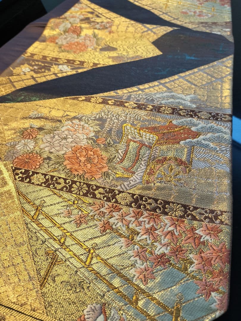 A945★高級‼️豪華刺繍‼️ひな祭り‼️テーブルランナー2m10cm