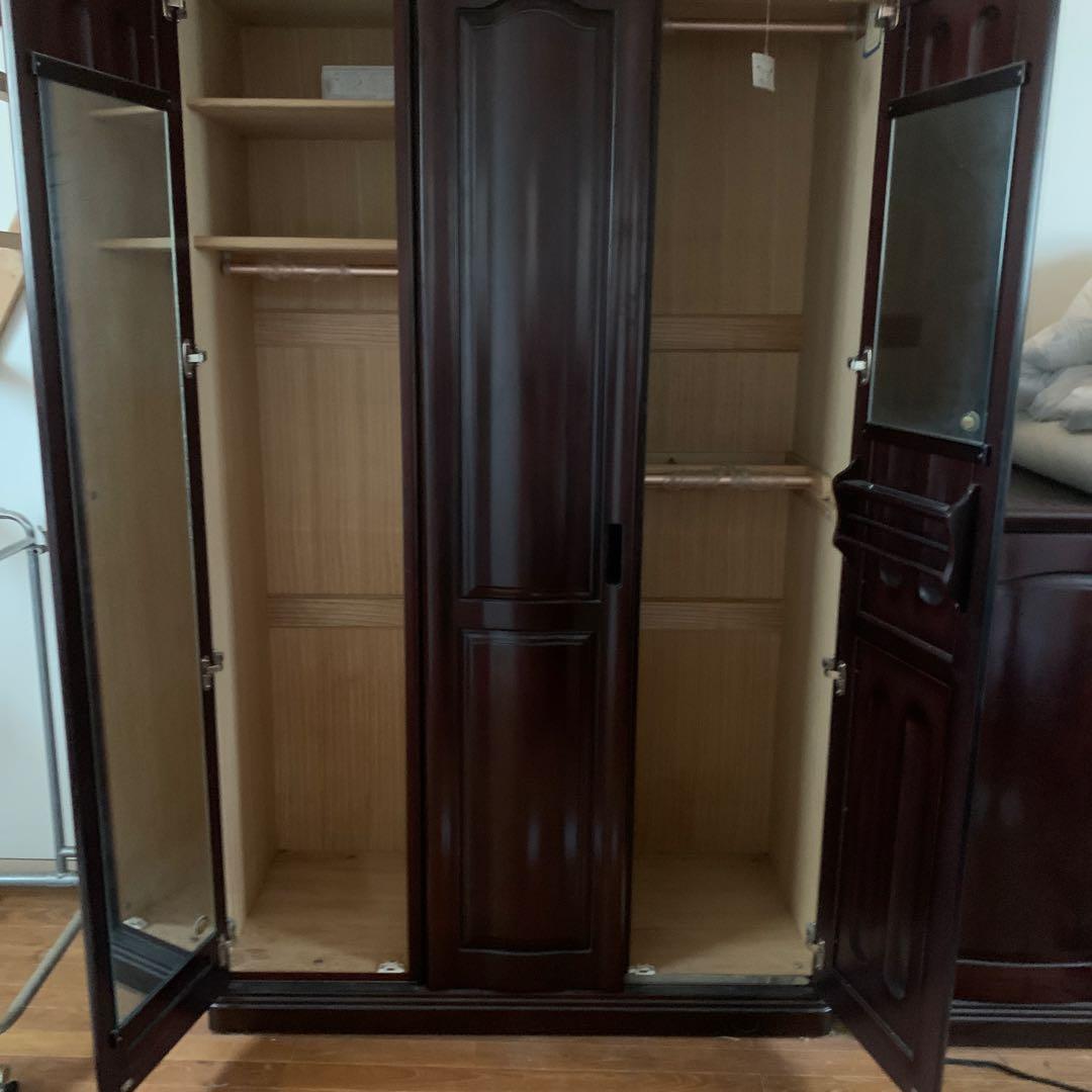 《分解発送》3枚扉の高級　紫檀のクローゼット　桐　無垢　府中家具