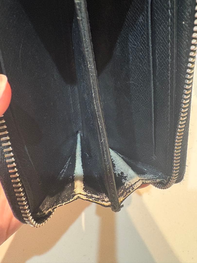 ルイヴィトン　ジッピーパース　ダミエグラフィット　コンパクト財布