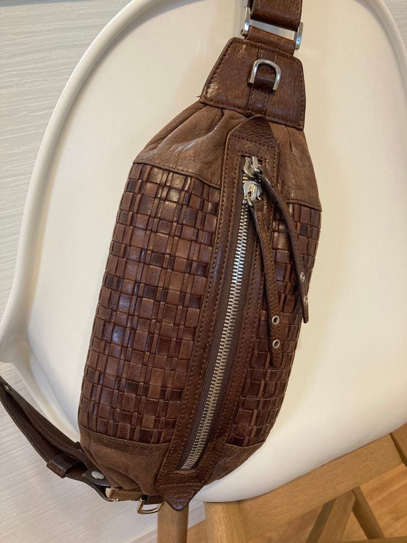 【銀座のマロニエゲートで購入】MSPC（エムエスピーシー）のボディーバッグ