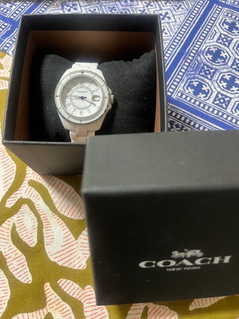 こ*4様 美品COACH アナログ腕時計 ホワイト