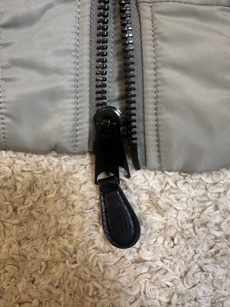 【美品】AVIREX MA-1 グレー　アビレックス　Mサイズ