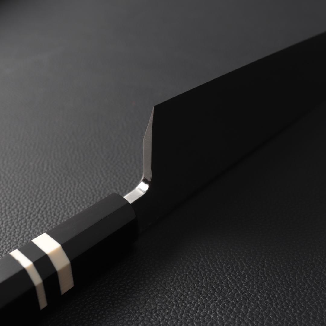 10672鏡面仕上げ出刃包丁 8寸 刺身包丁 本出刃 黒檀黒水牛角白三本巻八角柄