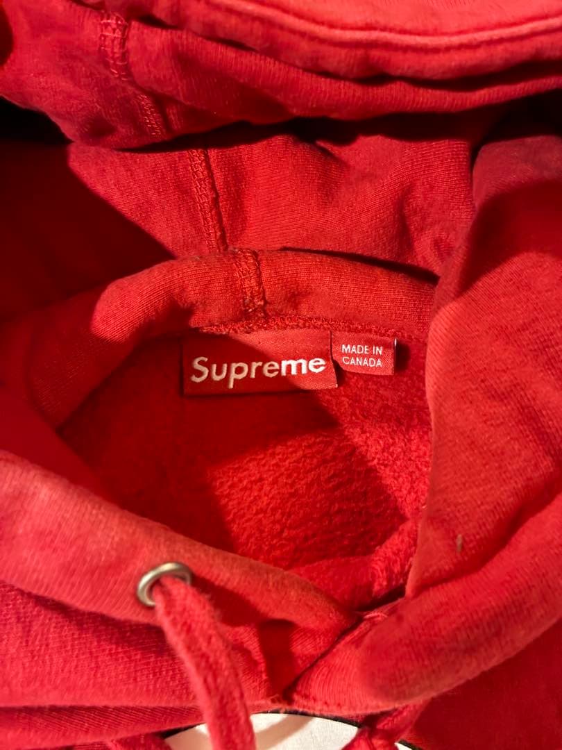 Supreme 赤 パーカー Lサイズ