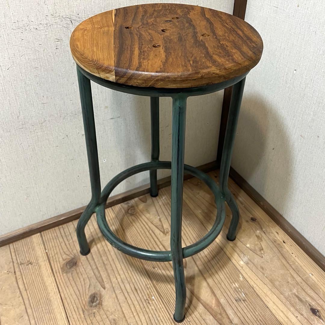 チーク材とアイアンのスツール 緑 ヴィンテージスタイル グリーン 木製座面 椅子
