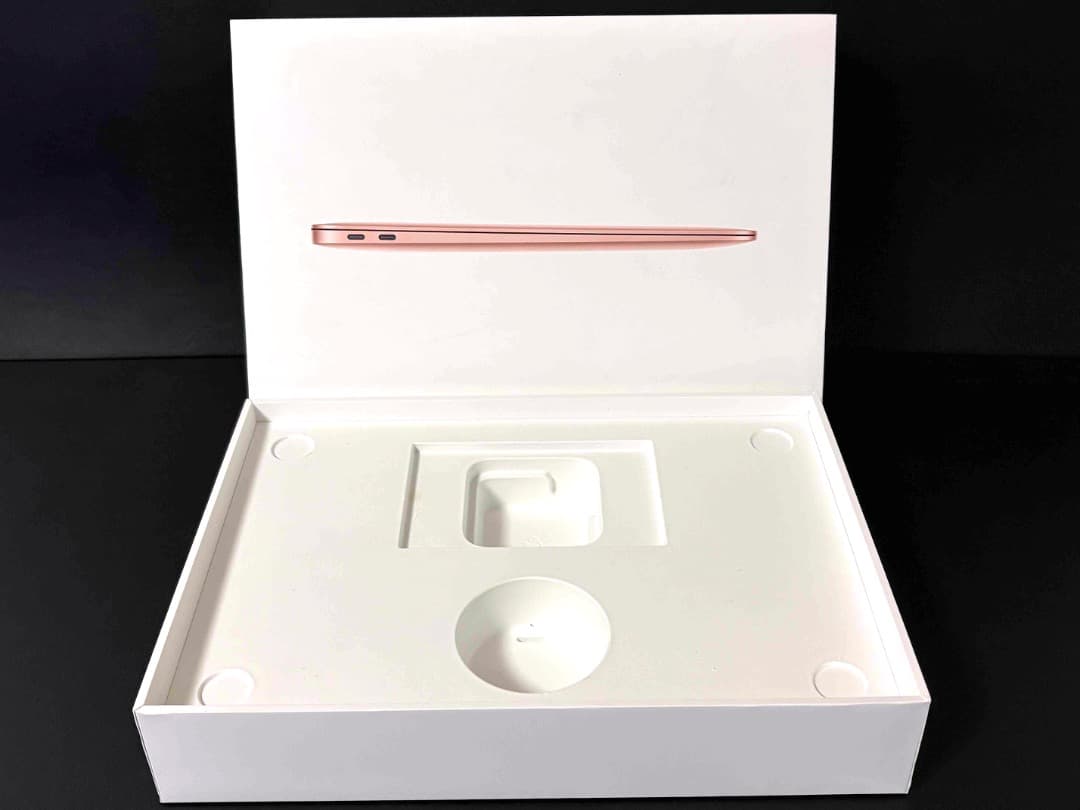 【22年購入】MacBook Air（M1,2020） 13.3㌅ M1チップ