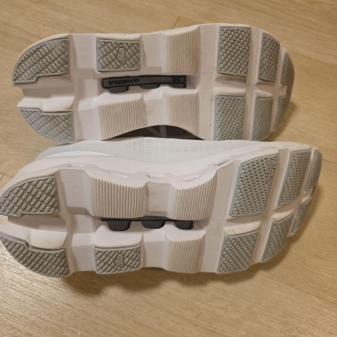 むねさん専用 On Cloudmonster Void メンズ 27cm