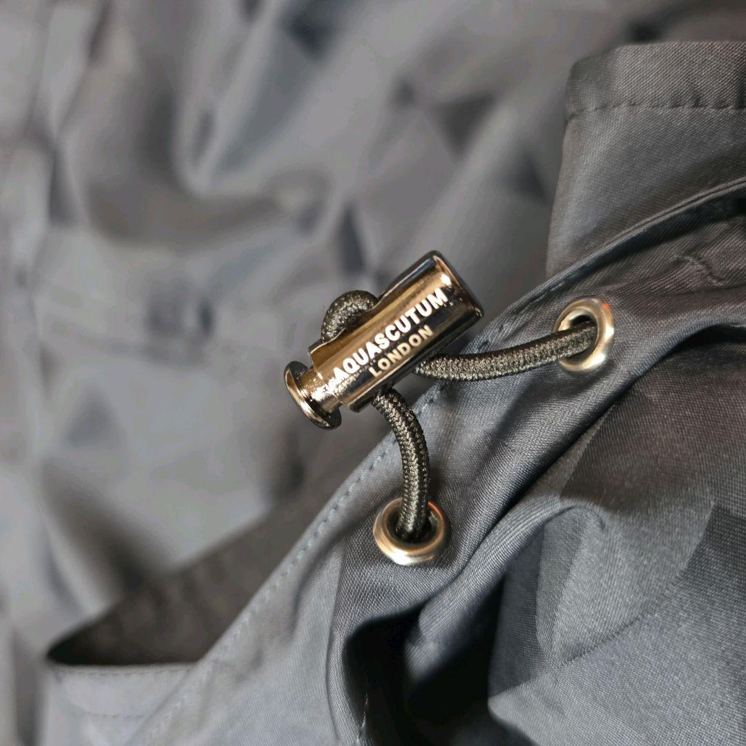 アクアスキュータム ジャケット コート 総柄 ライナー軽量 2way ショート丈