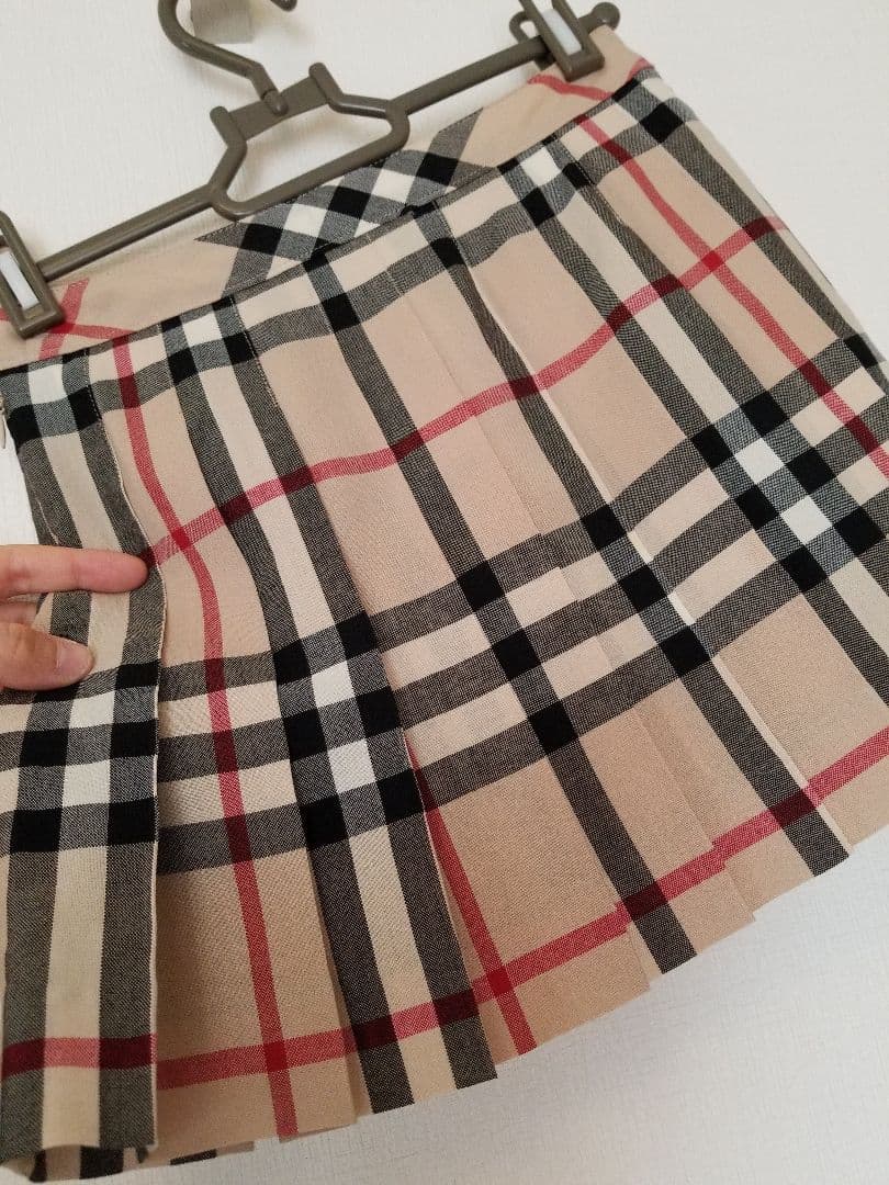 バーバリーキッズスカート 未使用近 ベージュノバチェック女の子120