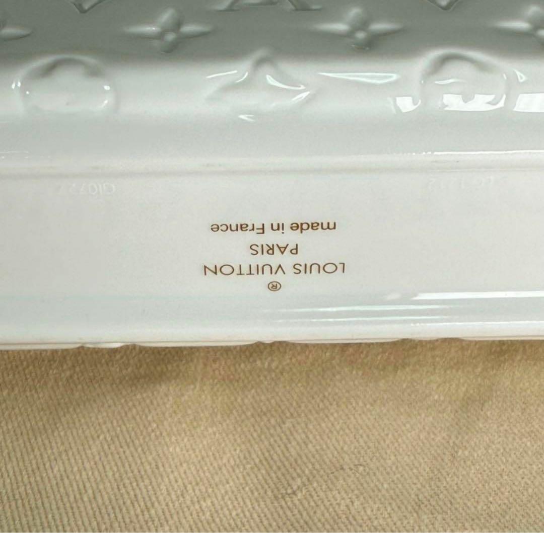 現行　ルイヴィトン　ヴェース・プティット マル ポーセリン　花瓶　置物　オブジェ