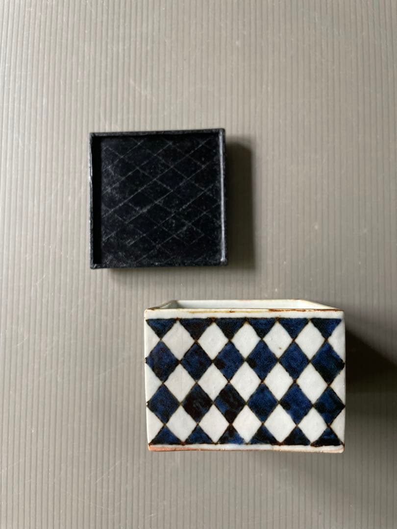 高島大樹　T-28 ダイヤ枡　1点　蝶野秀樹　蓋　1点　合計2点