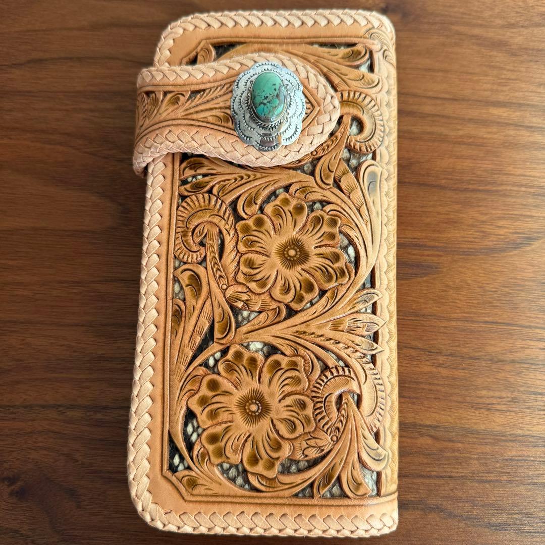 【訳アリ格安品】Carving Wallet ターコイズ本革 財布 店頭品　本物