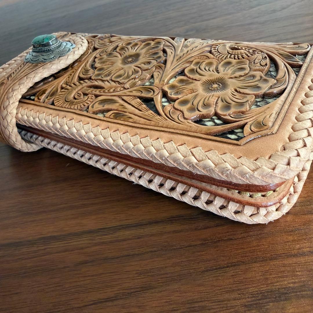 【訳アリ格安品】Carving Wallet ターコイズ本革 財布 店頭品　本物