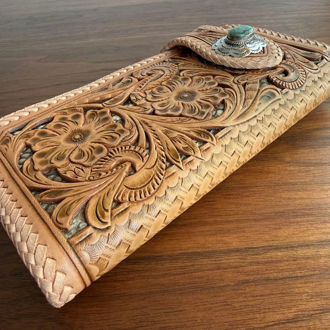 【訳アリ格安品】Carving Wallet ターコイズ本革 財布 店頭品　本物
