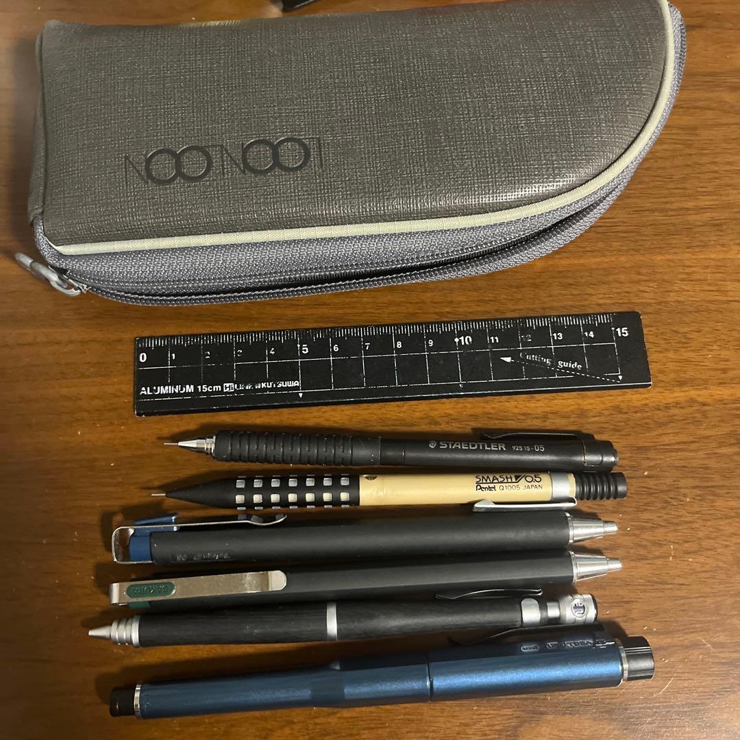 ペンケースと筆記具セット