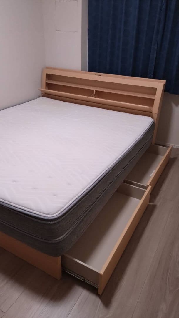 【P】ニトリのクイーンサイズのNsleepハードベッドマットレス・フレーム