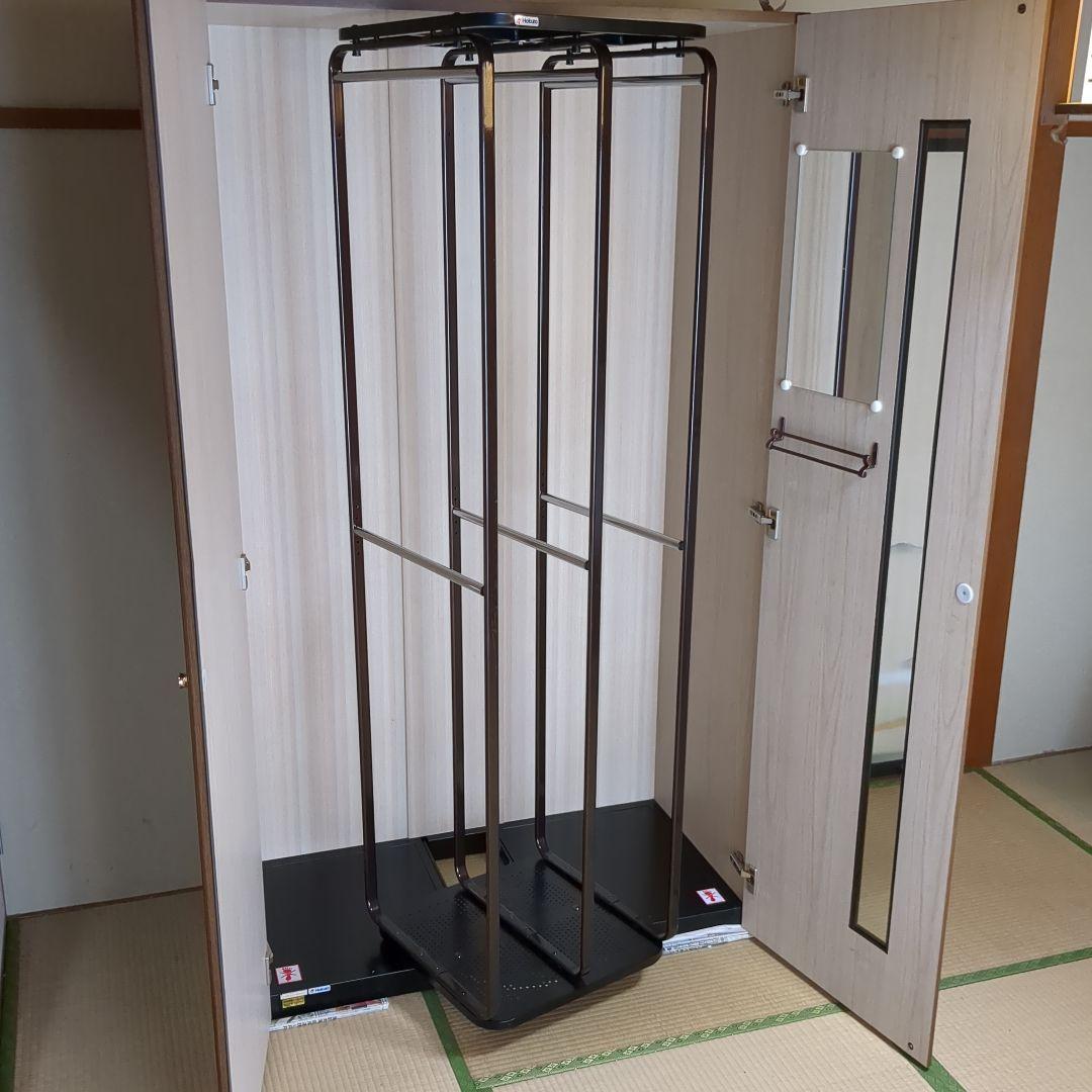 ワードロープ、回転式