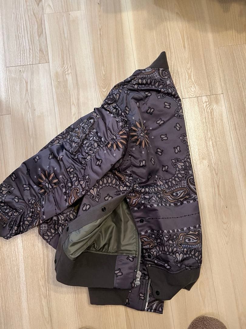 sacaiサカイ　ペイズリー柄　MA-1