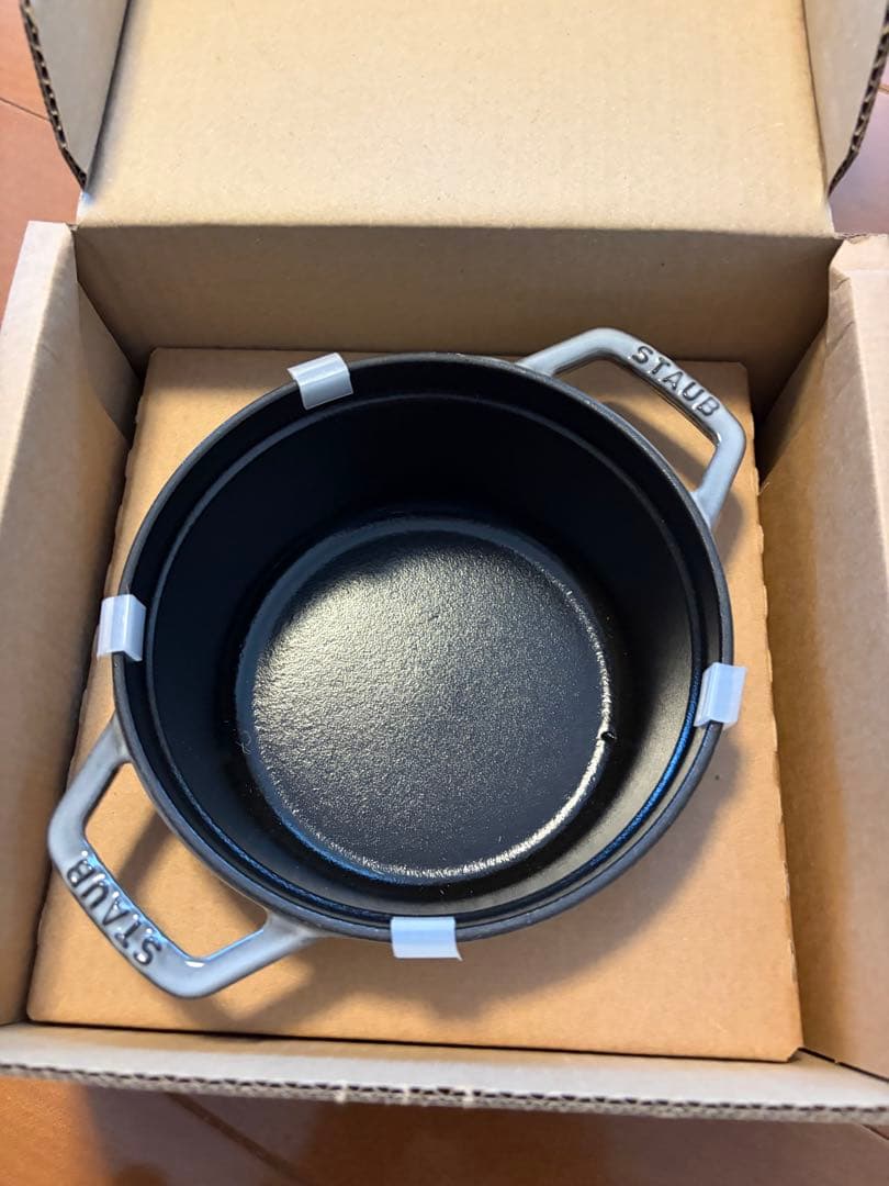 Staub ピコココットラウンド グレー　16センチ