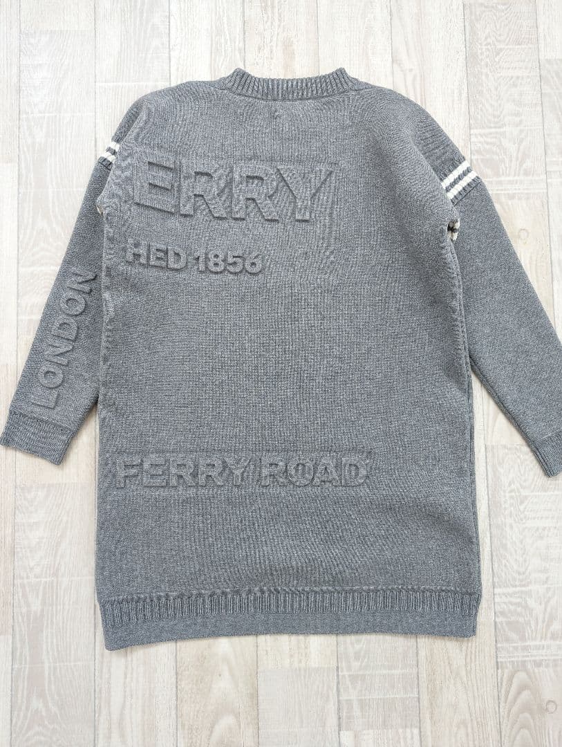 【BURBERRY】未使用ニットワンピース10Y 140cm