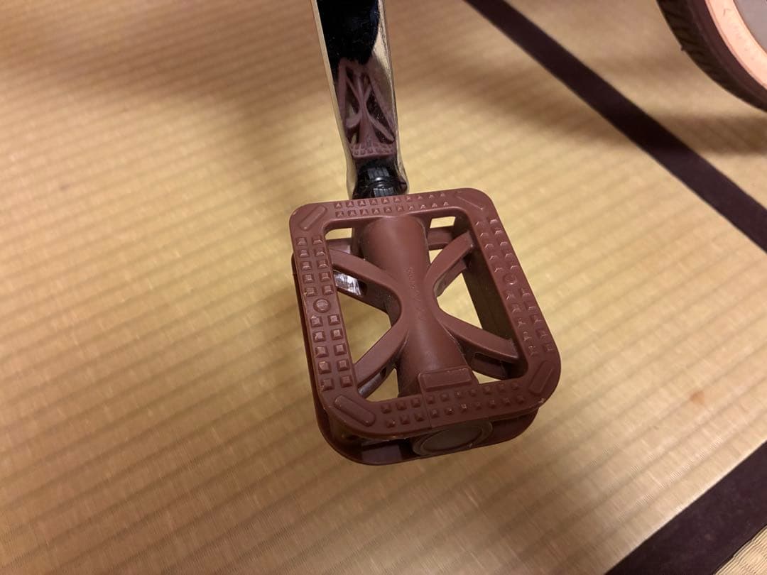 【引取限定】ガールズ自転車 24インチ 6段変速