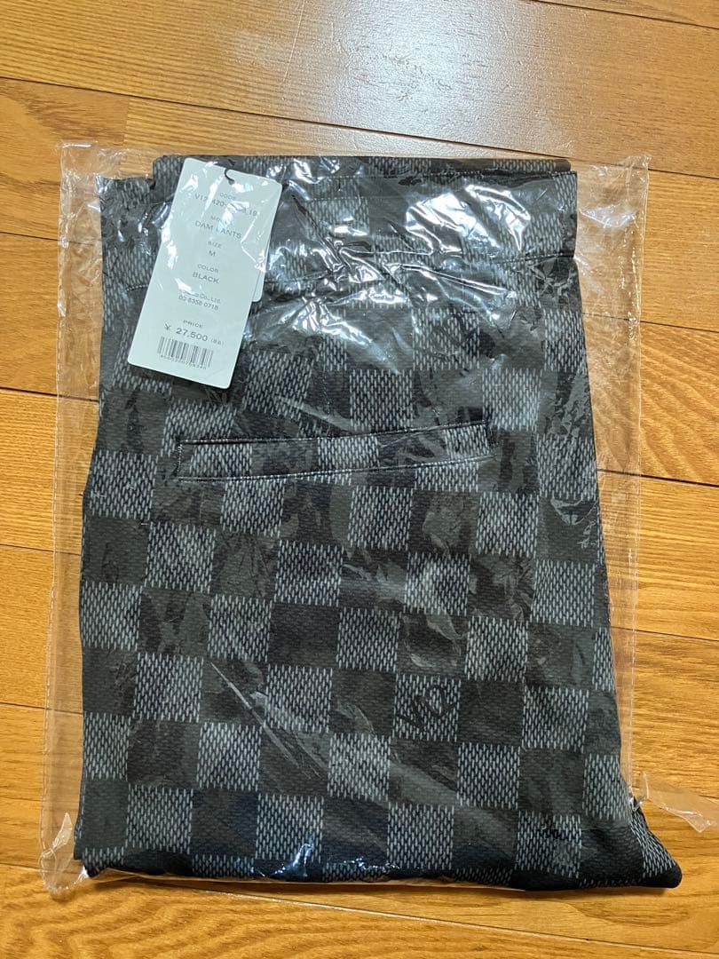 1/15まで割引！　新品　v12 DAM PANTS ブラック Mサイズ