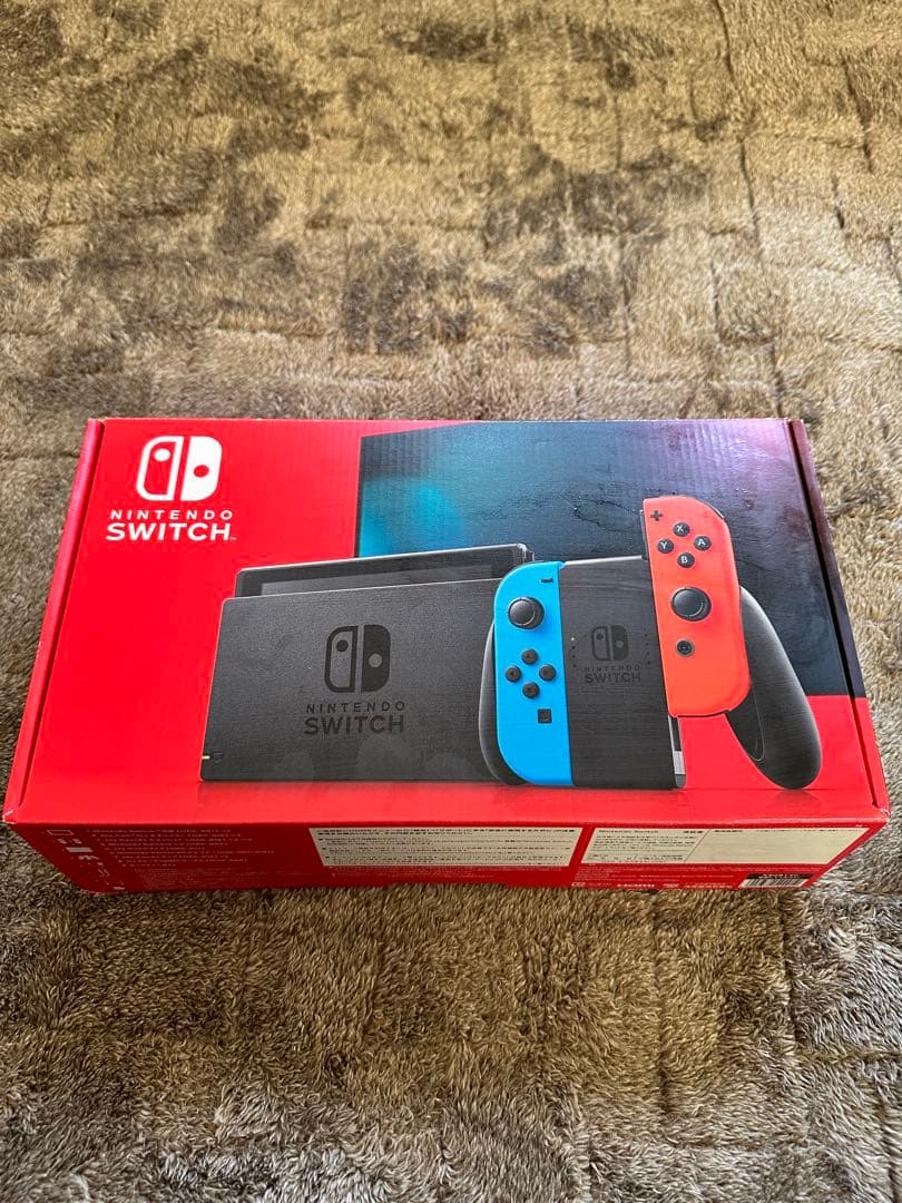 Nintendo Switch 本体 ピンクと黄色のJoy-Con
