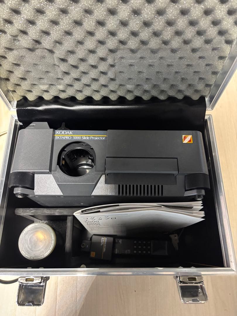 ホ*ニ様 レア？KODAK EKTAPRO 5000 スライドプロジェクター