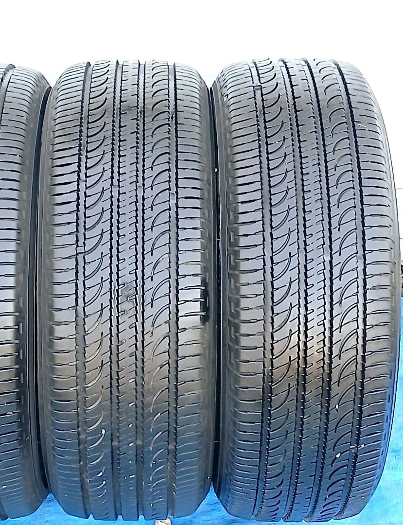 215/55R17　メーカーYOKOHAMA　製造年2018年　4本セット