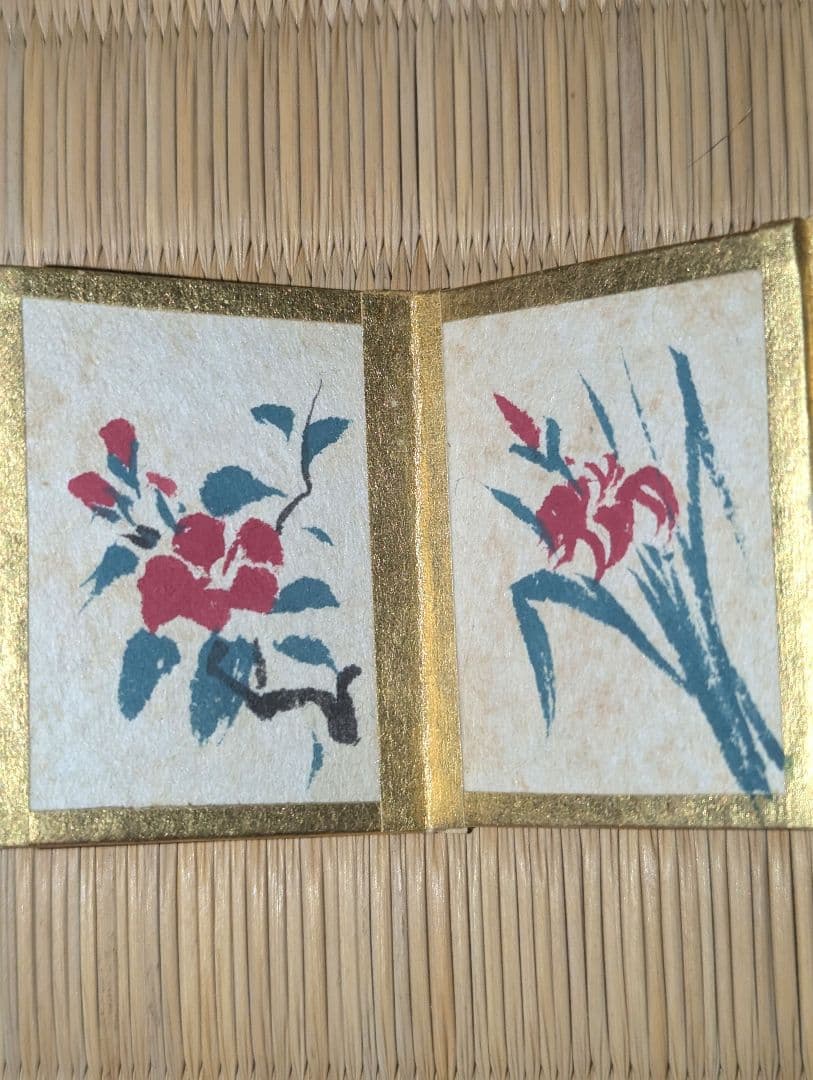 稀少！古い雛道具　花の絵の折り本