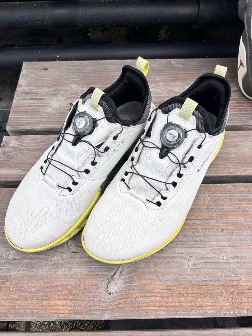 エコー スパイクレス ゴルフシューズ