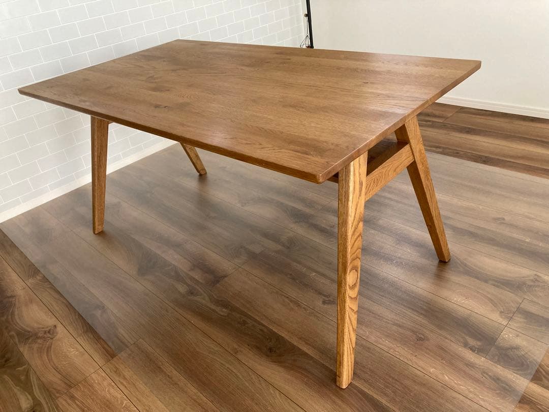 ウニコ　アディ　135センチ　ダイニングテーブル