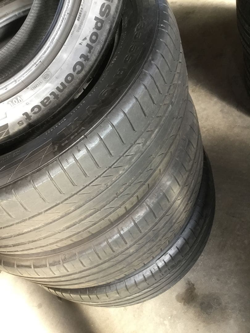 Continental サマータイヤ 235/55 R19 2021年製