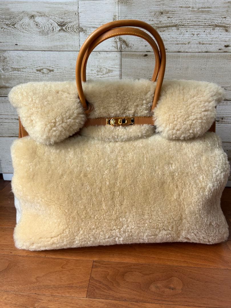 リアルムートンレザーバック