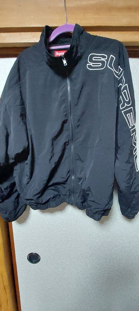 Supreme　ナイロンジャケット