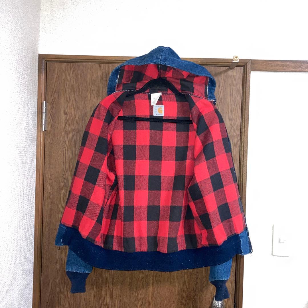 Carhartt 100周年アクティブパーカー