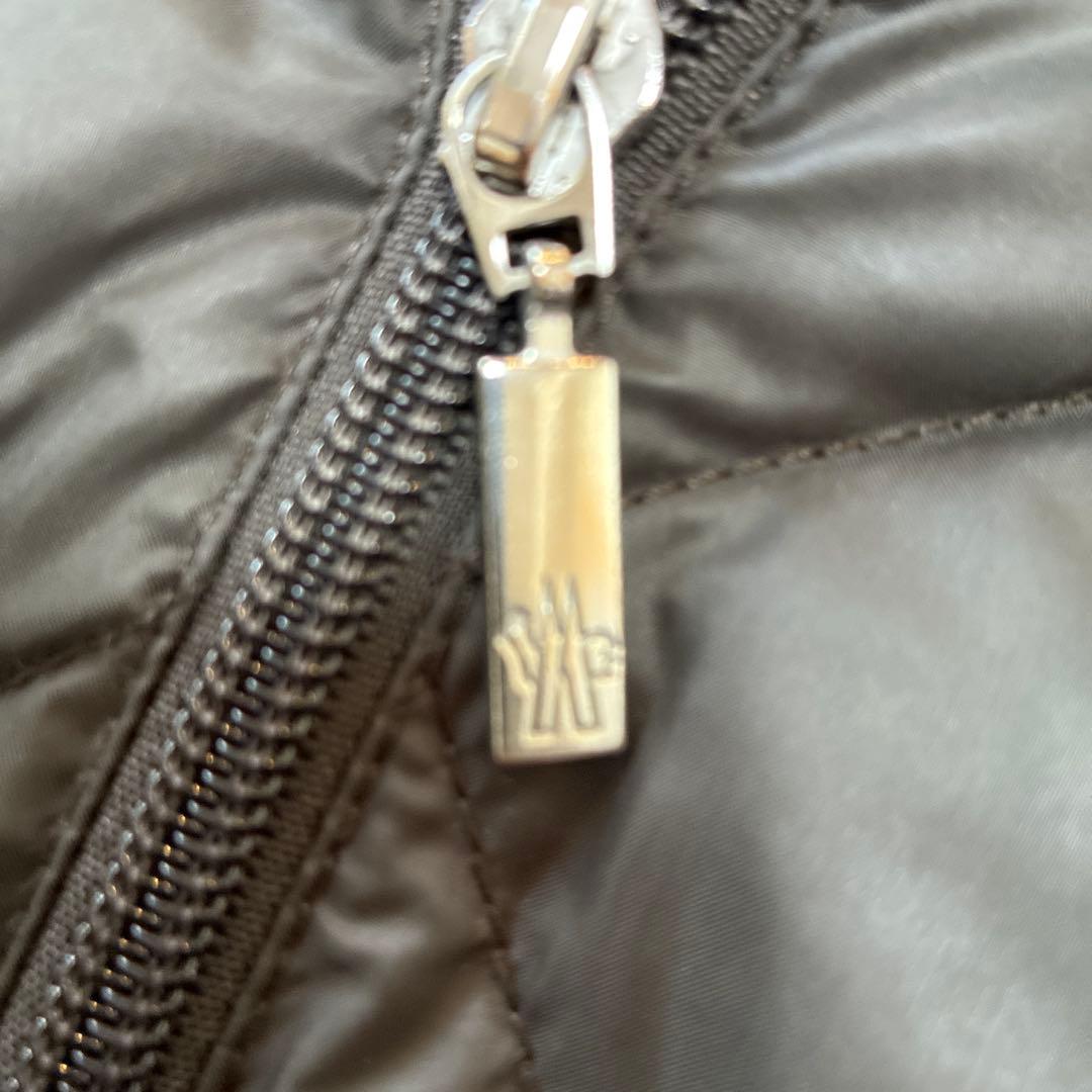 モンクレール　茶タグ　焦茶　ファーフード付き ダウンコート