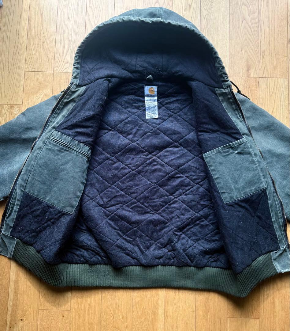 雰囲気抜群　Carhartt アクティブジャケット　MOS