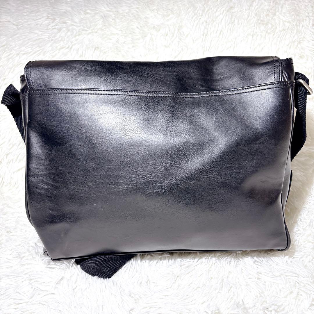 DIESEL ディーゼル　ブレイブマン　レザー　ショルダーバック　A4 ブラック