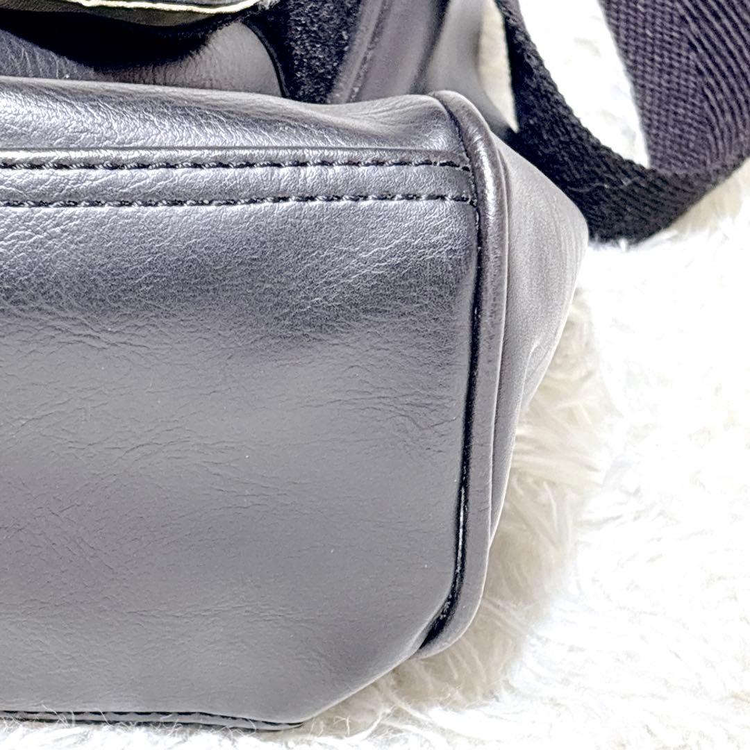 DIESEL ディーゼル　ブレイブマン　レザー　ショルダーバック　A4 ブラック