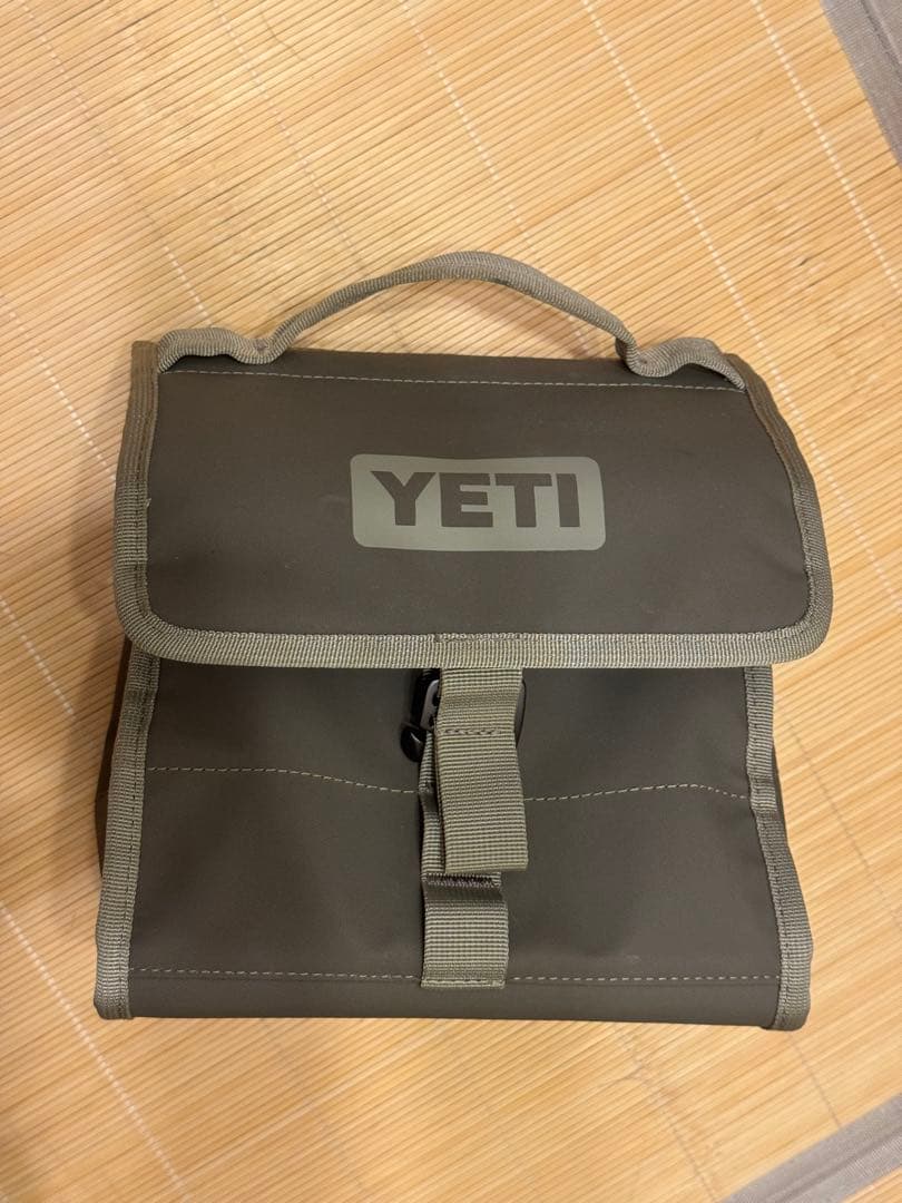 YETI デイトリップ　ハイランドオリーブ