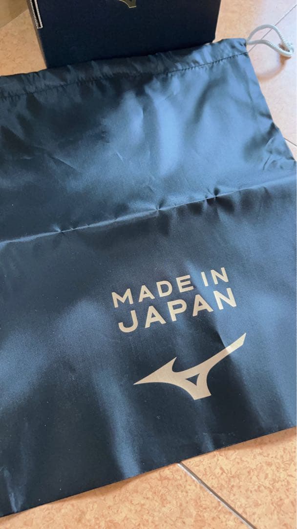 新品　モレリア　NEO4 サッカースパイク　ブラック　黒　ネオ4