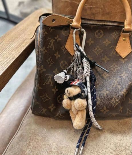 アパルトモン☆SHOUIA/ショウイア☆SPORTS CHARMチャーム