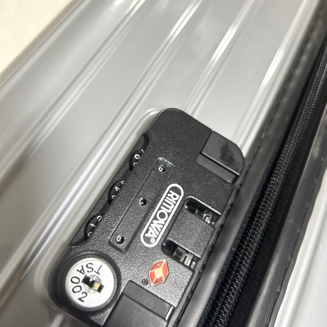 13836✨リモワ サルサ 4輪 TSAロック 特大 シルバー スーツケース