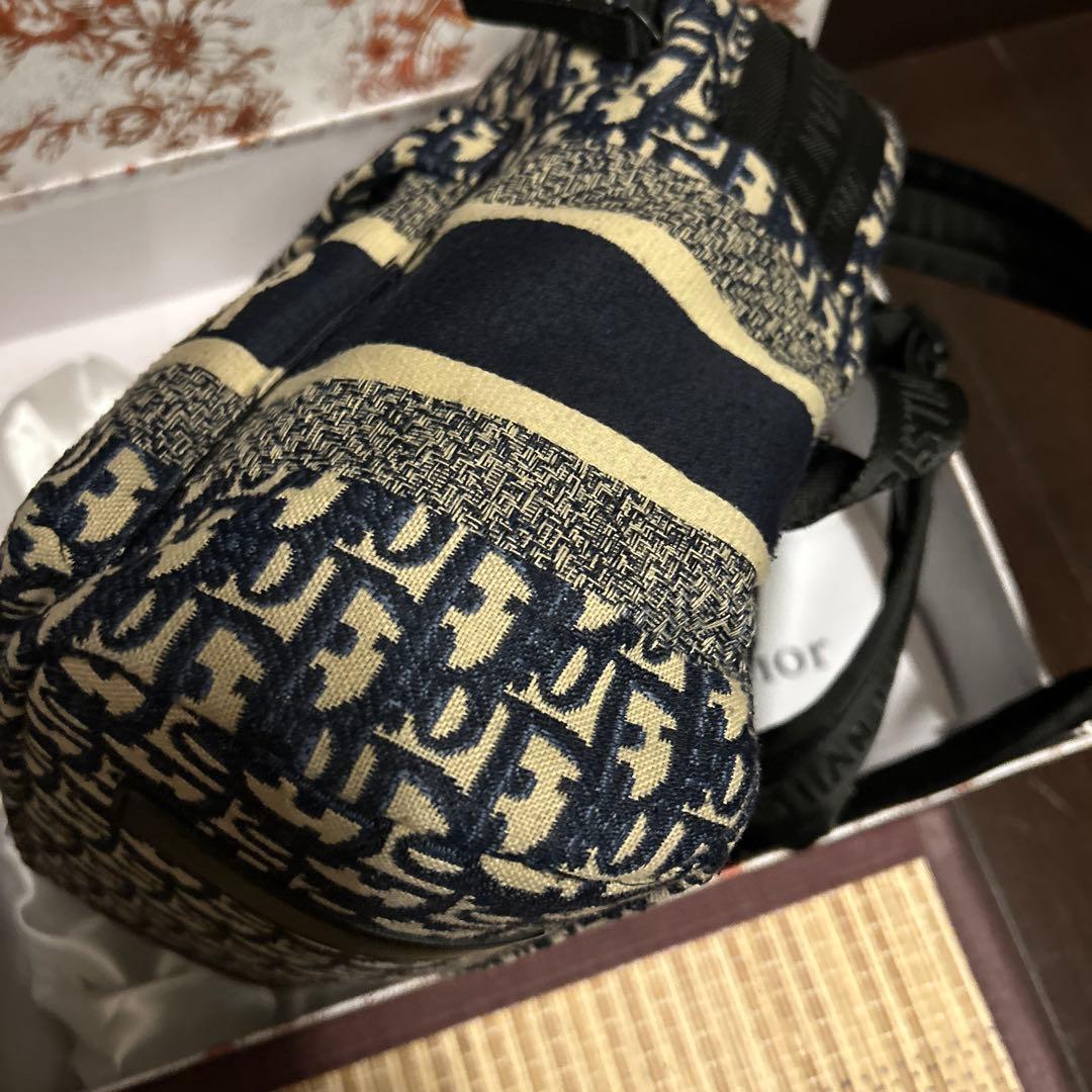 DIORリュックノベルティ
