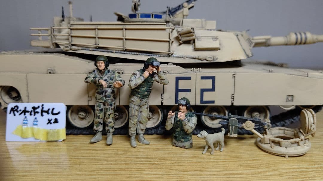 タミヤ完成品 1/35 M1A2エイブラムス イラク戦仕様