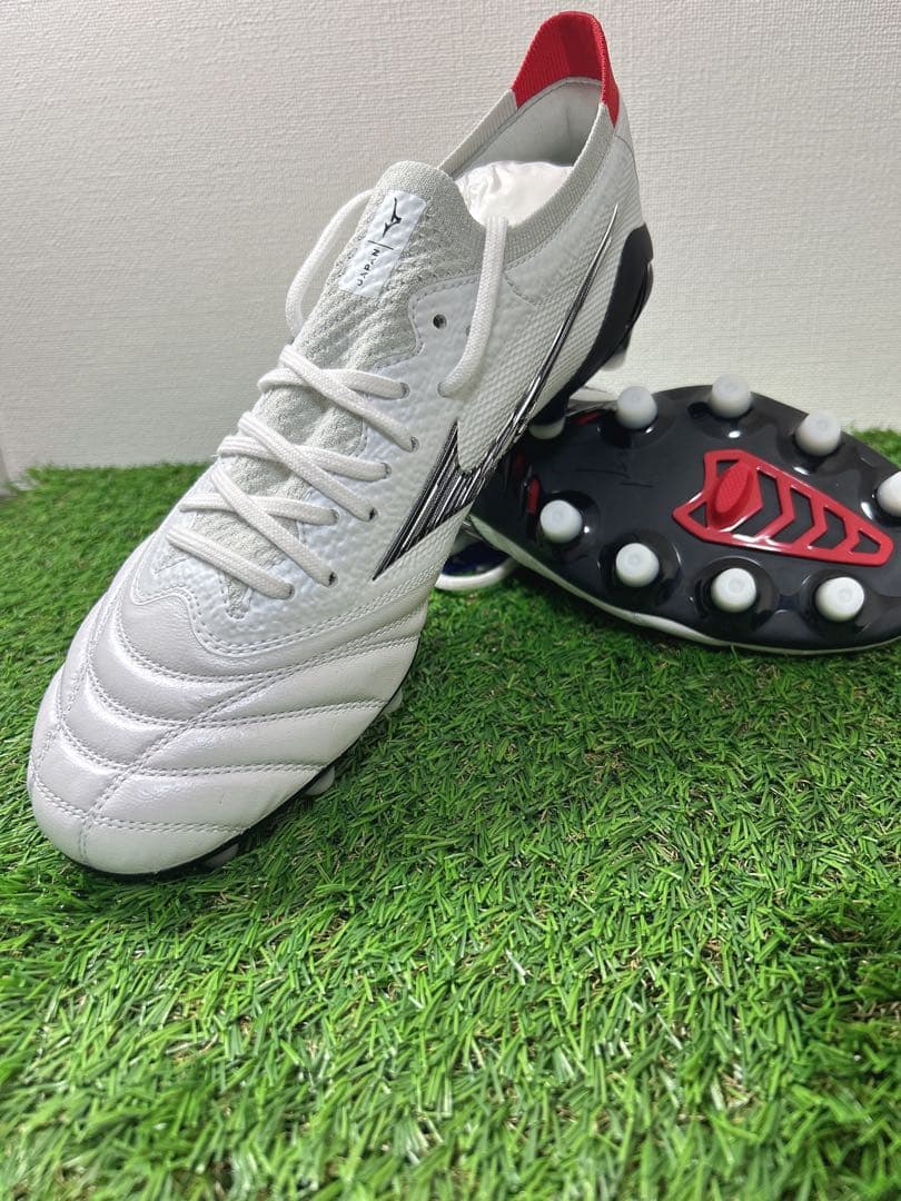 【希少限定品！】モレリアネオ4β ホワイト 25.0cm P1GA234009